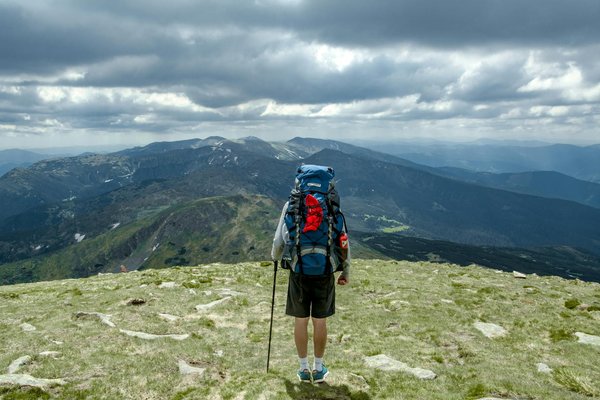 Experience the magic of a desert evening safari in dubai